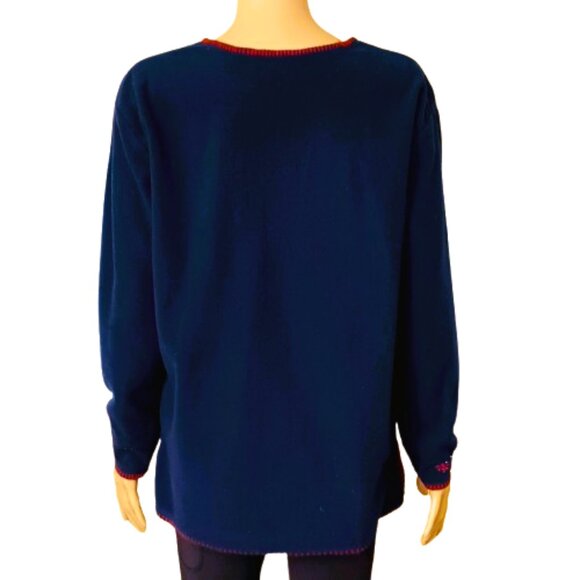 Embroidered Reindeer Sleigh Fleece Top M Blue Long Sleeve Shirt Red Trim - Picture 6 of 9